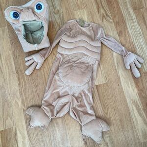 E.T. the extraterrestrial toddler costume